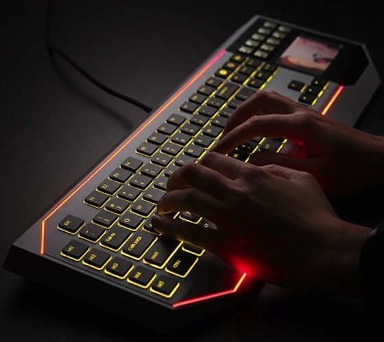 Star Wars Keyboard With LCD Touchpad
