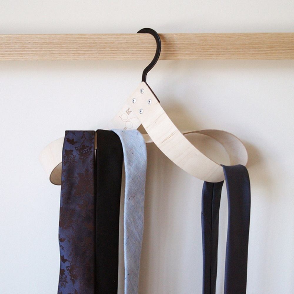 Mobe Accessories Hanger » Gadget Flow