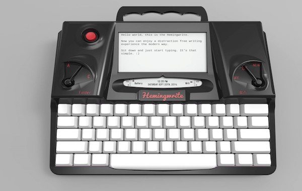 Hemingwrite: This Digital Typewriter Is Packed With Modern Features