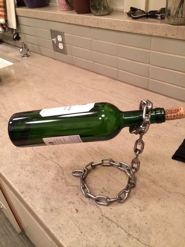 Welded Chain Wine Bottle Holder Van Der Luxe Chain Let Your Wine