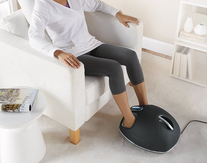 Get an excellent foot massage with the help of the deep-kneading rollers. By using the Shiatsu Heated Foot Massager, you’ll be able to stimulate reflexology zones of your feet.