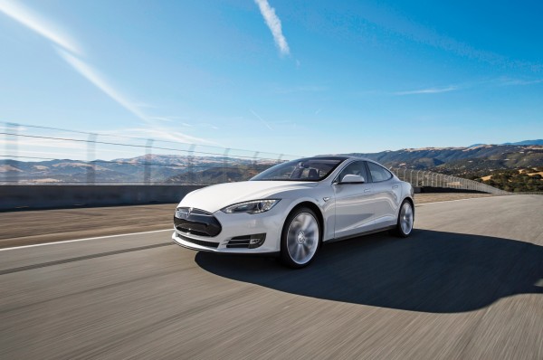 Tesla Model S 70D is the New Low End Model at a Higher Price: Is It Worth It?