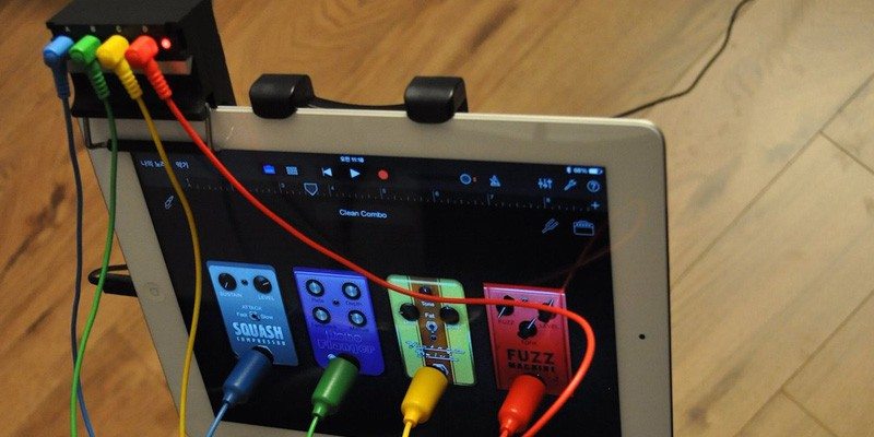 Pengontrol kaki nirkabel RemoFinger untuk musisi iPad