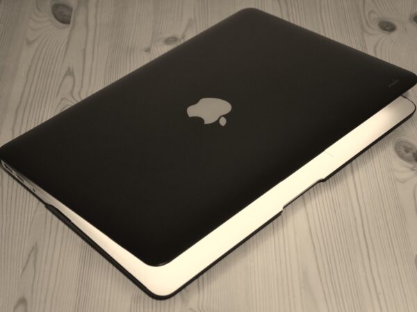 iGlaze Cover for MacBook Pro