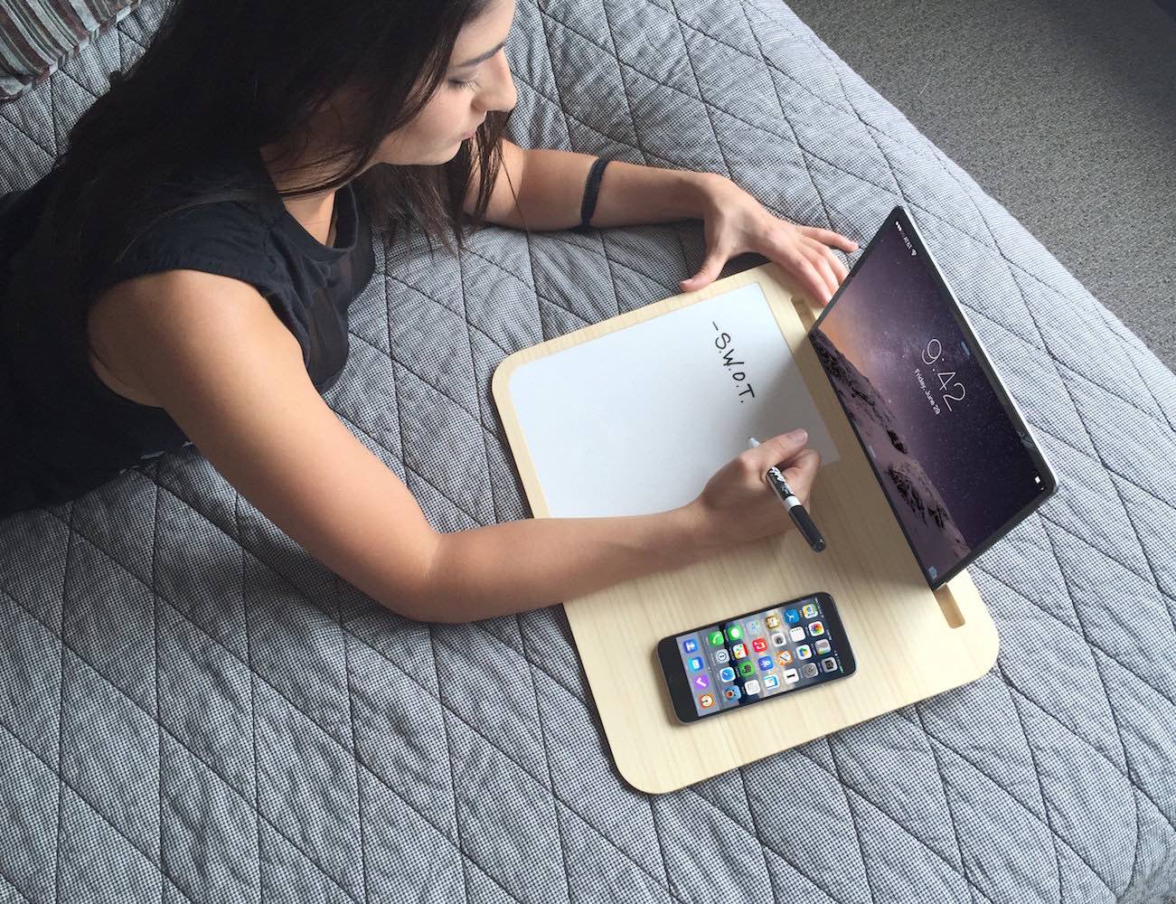 Tab LapDesk for Tablets and Smartphones by iSkelter