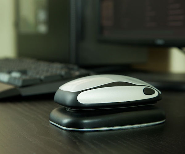 Tesseract – The Immersive 6-Axis Computer Mouse and Controller