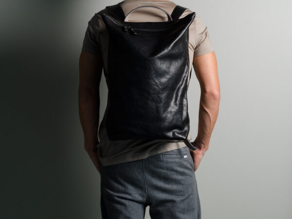 Outsider Backpack / Coal By Hard Graft