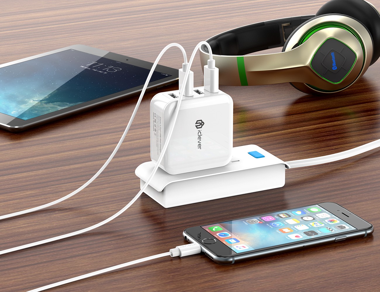 iClever BoostCube 4-Port USB Wall Charger
