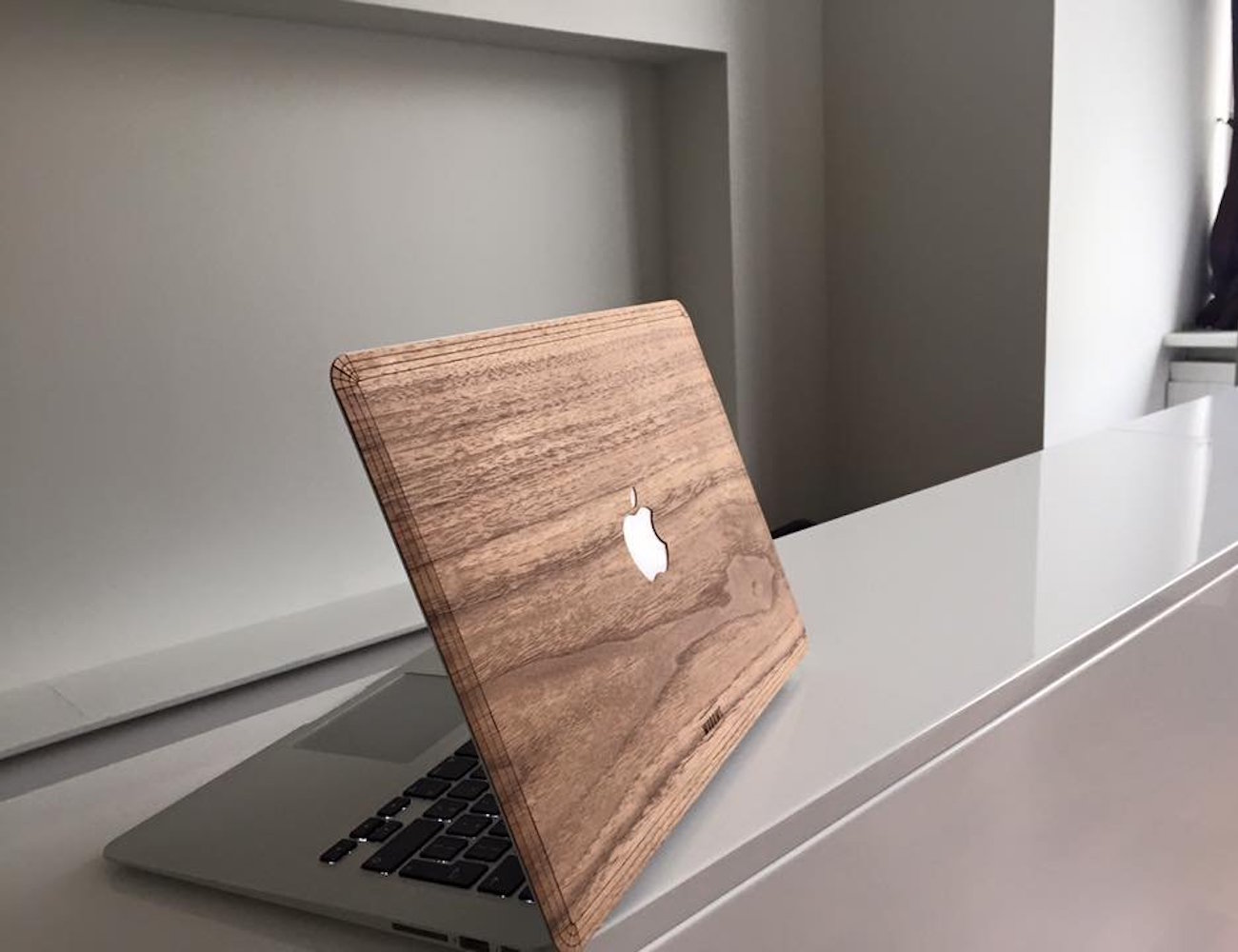 MacBook Wood Case by WOODWE