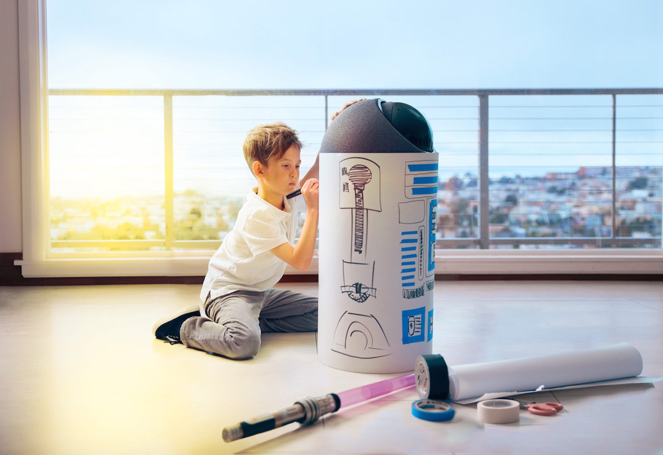 BIG-i – The First Personalized Family Robot