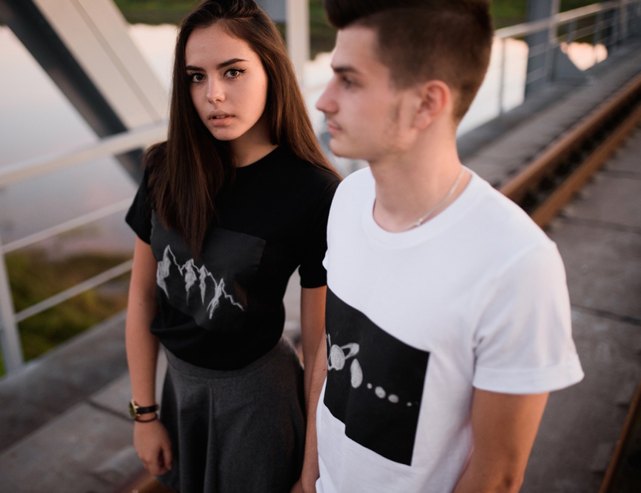 Challky – Streetwear T-shirt with a drawable surface