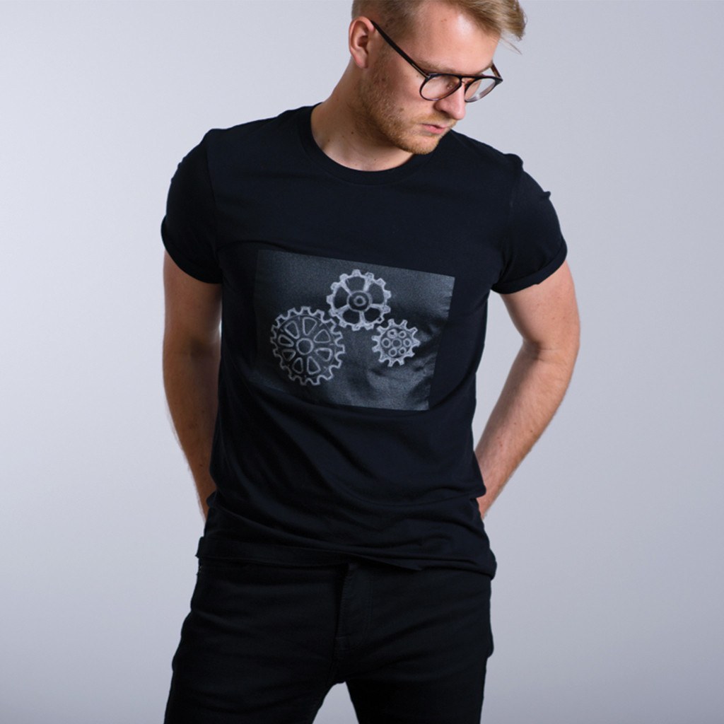 challky-drawable-chalkboard-tshirt