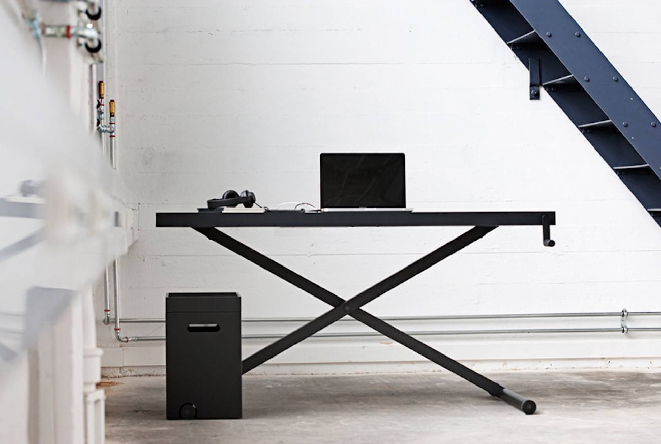 XTable Manual Adjustable Desk » Gadget Flow