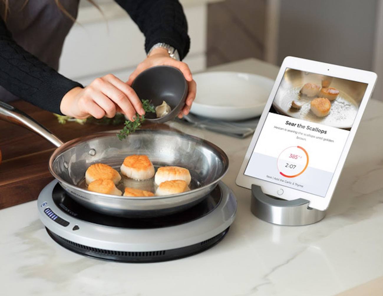 Hestan Cue Smart Cooking System