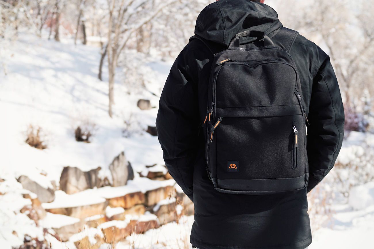 MOS Pack Is a Sturdy Backpack with Unique Charging Abilities