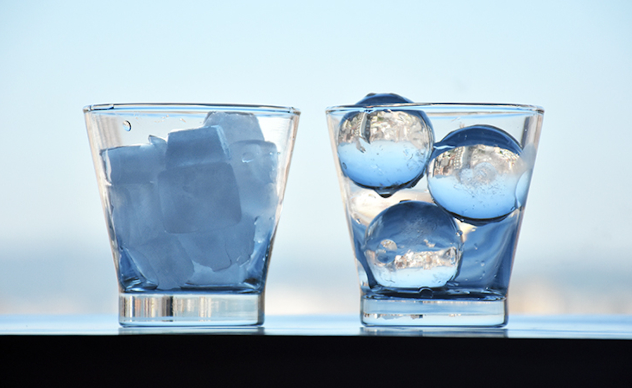 Polar Ice Ball 2.0 Spherical Ice Maker » Gadget Flow