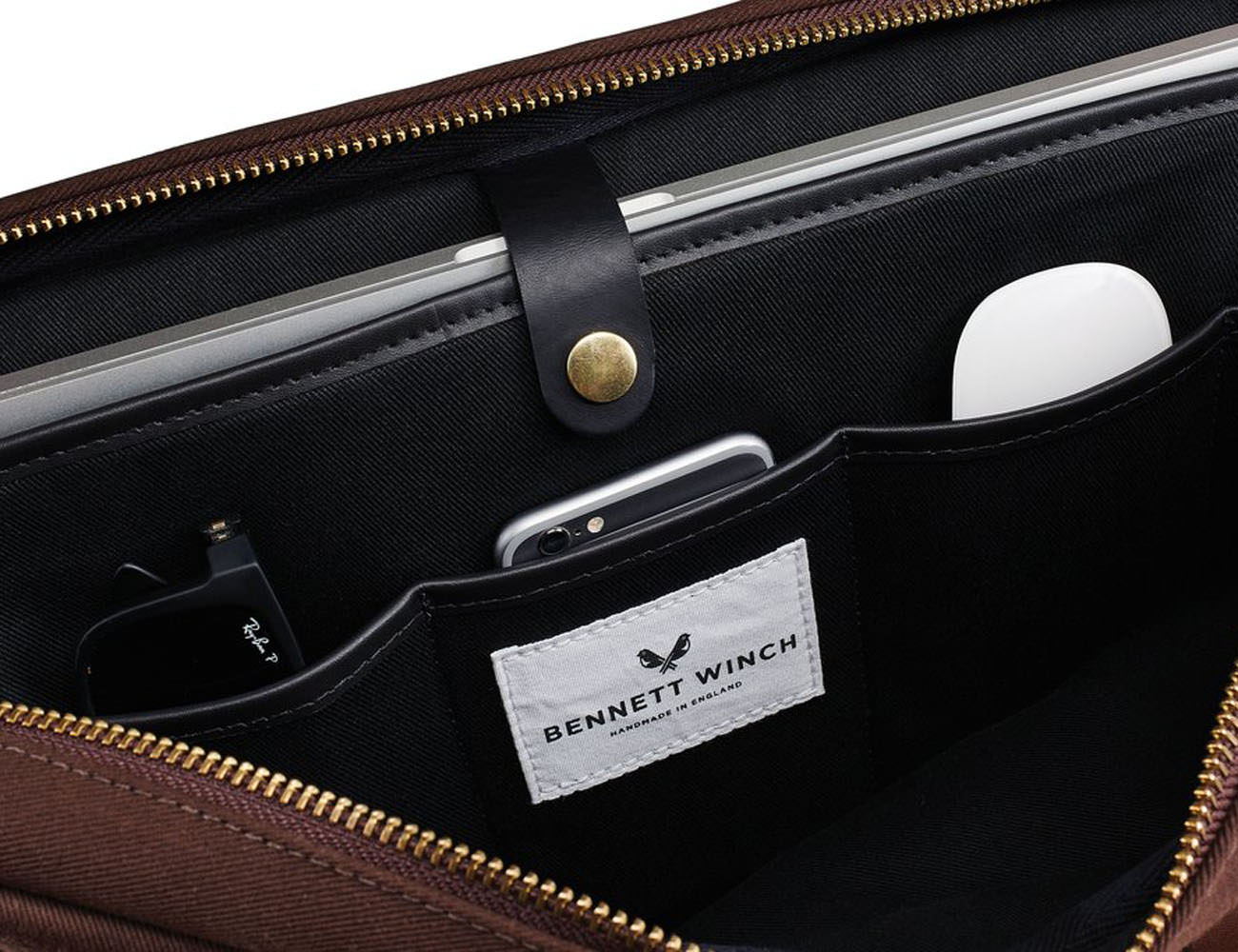 Winch Brief Handmade Travel Bag » Gadget Flow