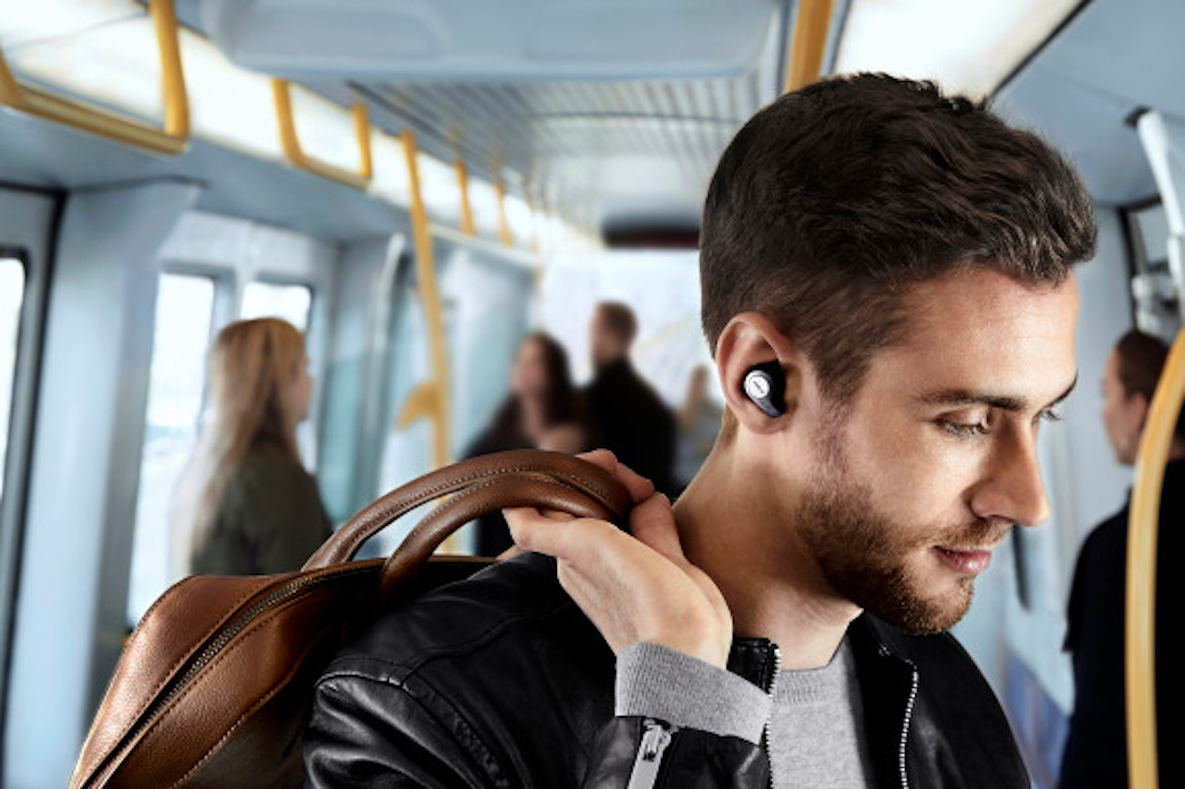 Jabra Elite 65t true wireless earbuds feature fourmicrophone