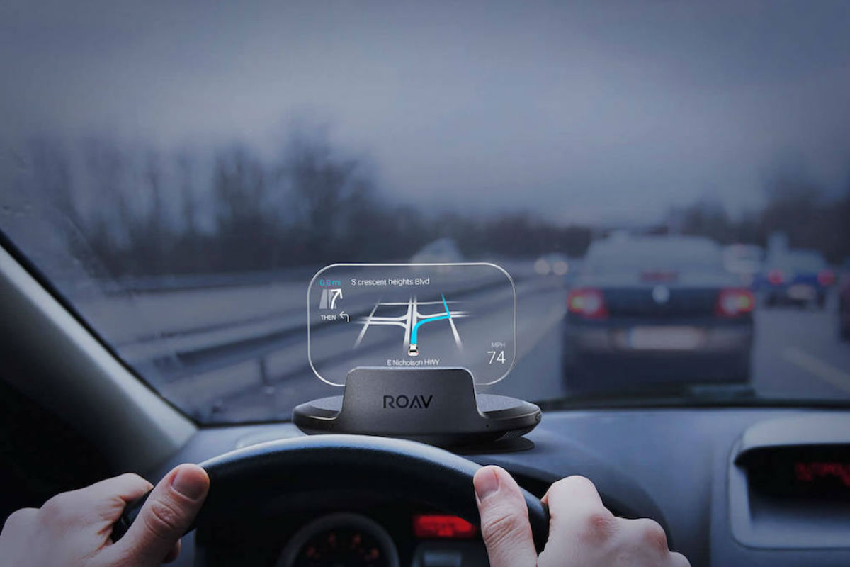 4 Heads-up displays for a smarter driving experience (car gadgets 2018)