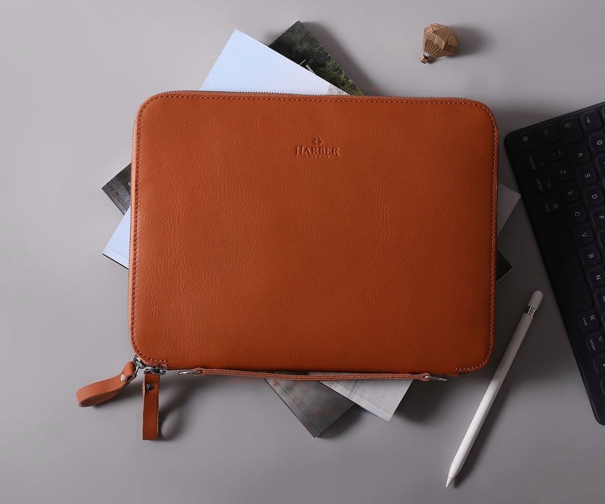 Harber London NOMAD leather iPad Pro organizer keeps your gear in place