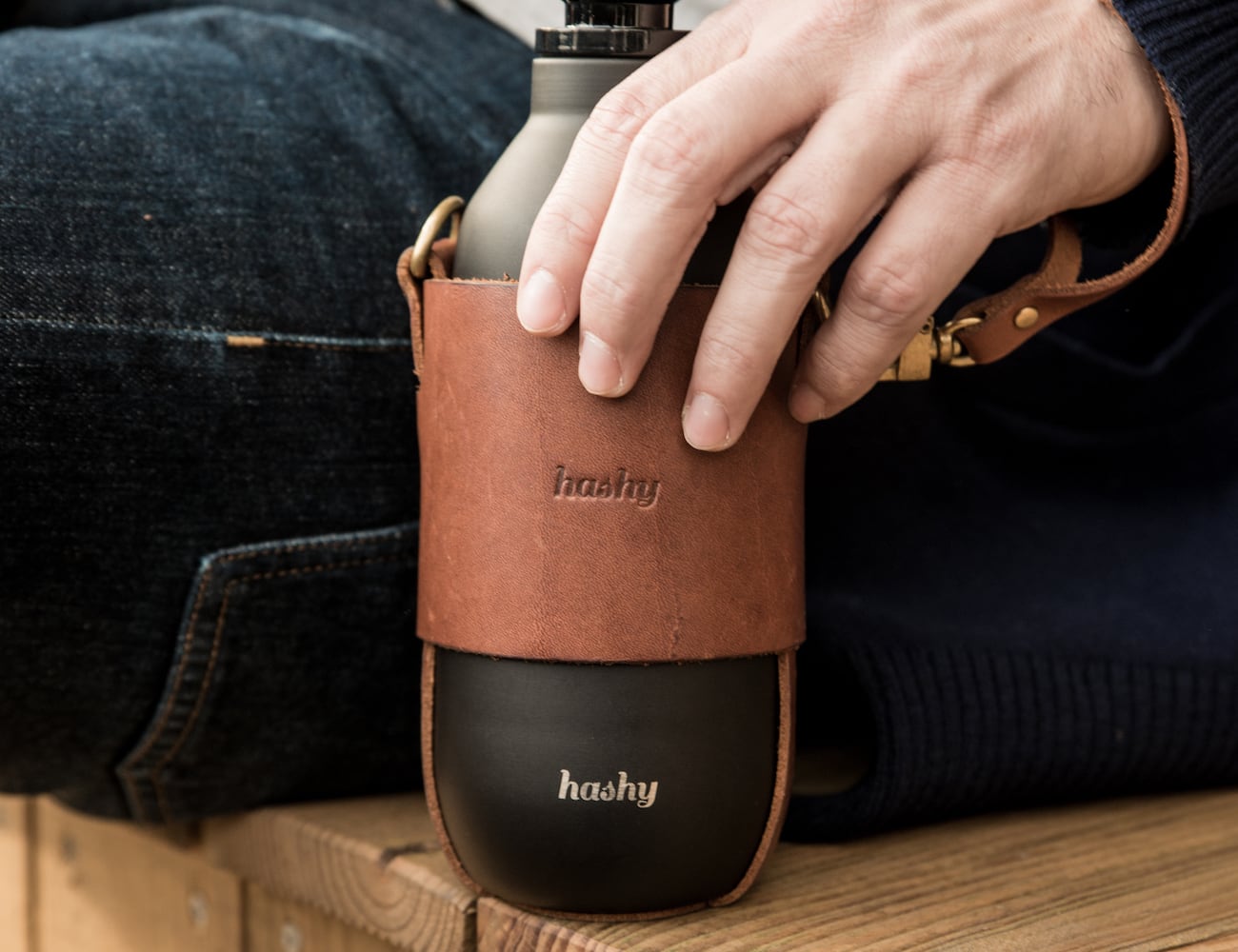Hashy is a fashionable water bottle that maintains temperature
