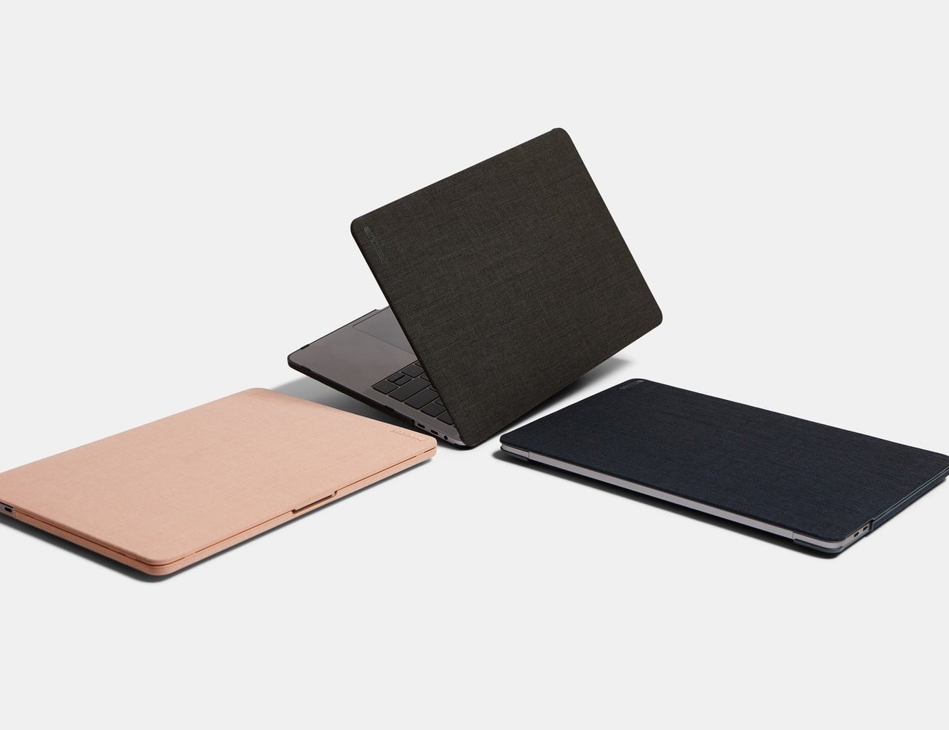 Incase MacBook Textured Hardshell Laptop Case is an achievement in both form and function Incase MacBook Textured Hardshell Laptop Case is an achievement in both form and function