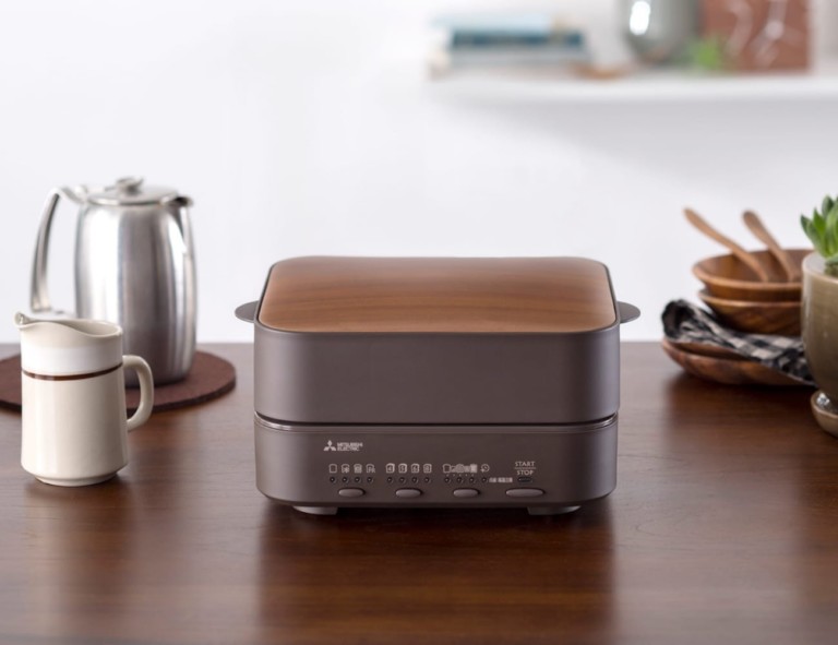 11 Smart kitchen gadgets that will help you cook faster - Mitsubishi TOST1T 03