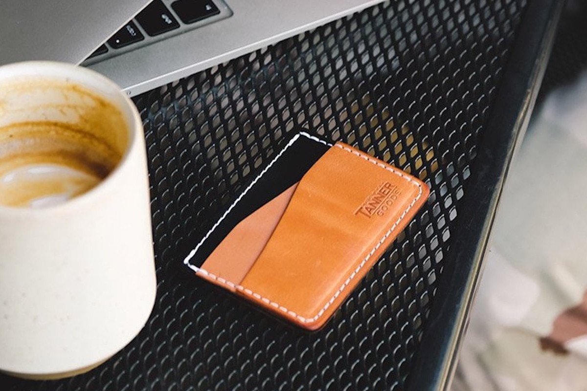 Tanner Goods Journeyman Compact Card Wallet provides enough space for all your basics