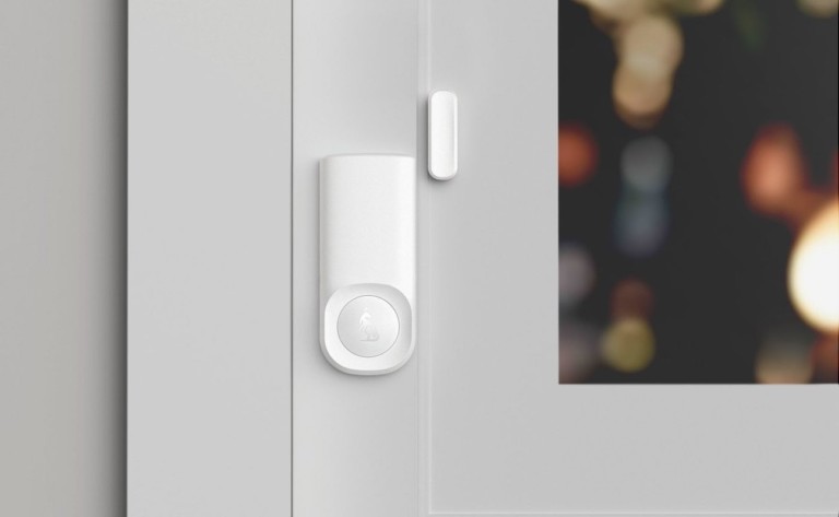 Kangaroo Motion + Entry Sensor home security device alerts you when anyone enters