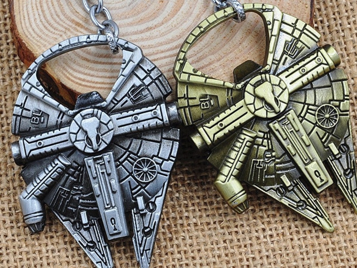 1st Class RM Delivery! Star Wars Millenium Falcon Metal Bottle Opener Keyring 