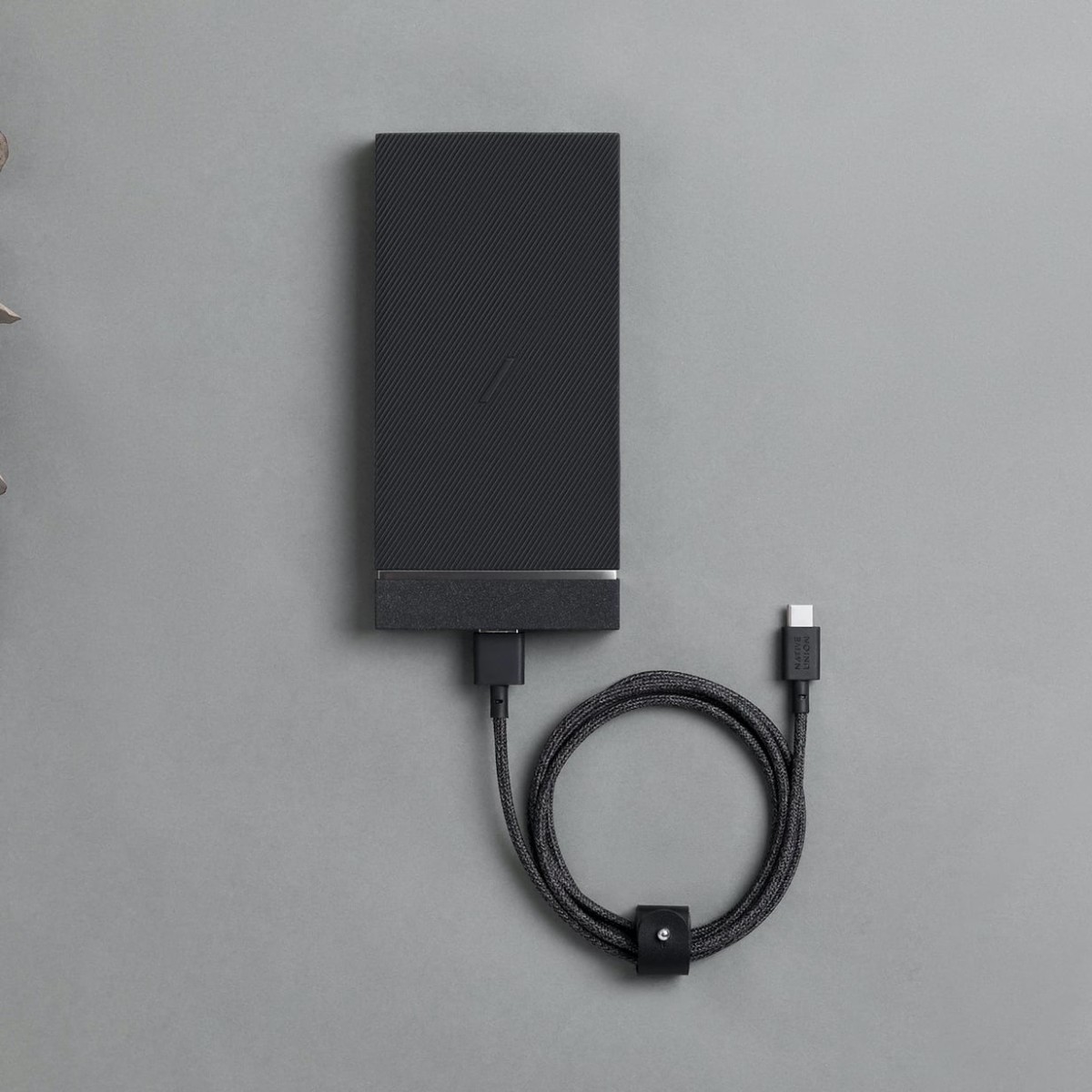 Native Union Jump+ Wireless Powerbank offers up to 12,000 mAh of battery capacity