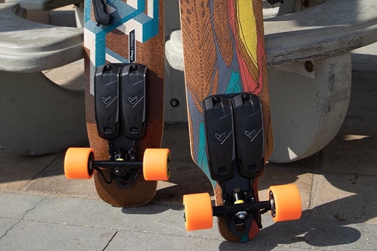 Unlimited Cruiser Electric Skateboard Kit travels at up to 23 miles per hour