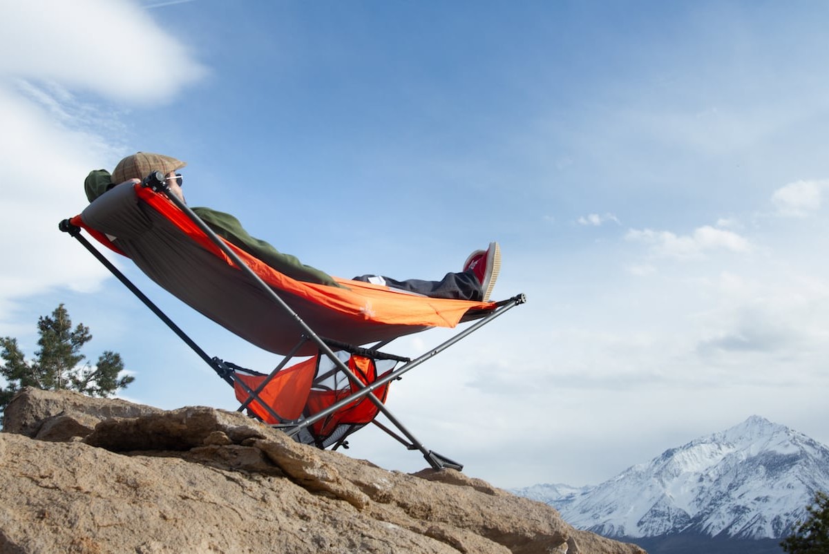 Mock ONE Portable Folding Hammock sets up in 60 seconds