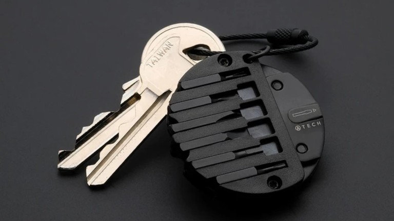 ATECH Multitool 8-in-1 EDC Keychain includes 6 different screwdrivers