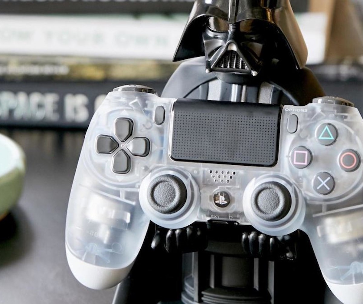 Cable Guys Darth Vader Device Holder keeps your smartphone on display