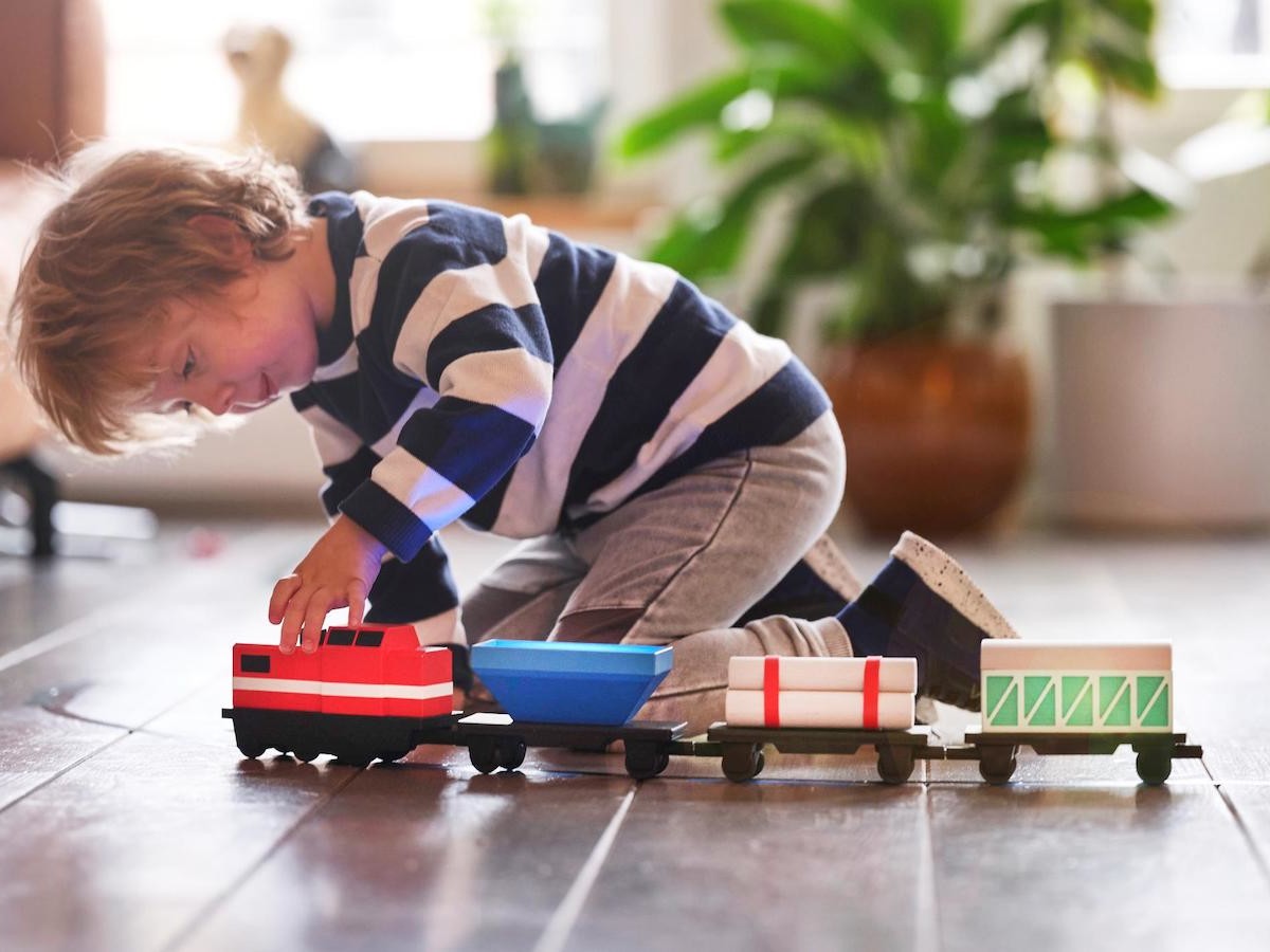 LoCoMoGo Train Coding Toy will teach children ages 4-12 how to code