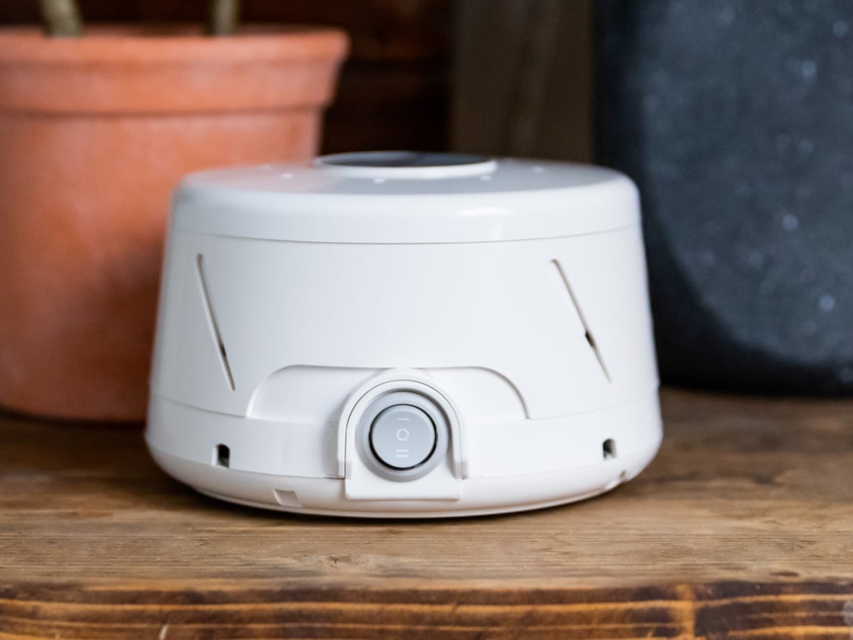Dohm Classic Natural Sound Machine will help you get a better night’s sleep
