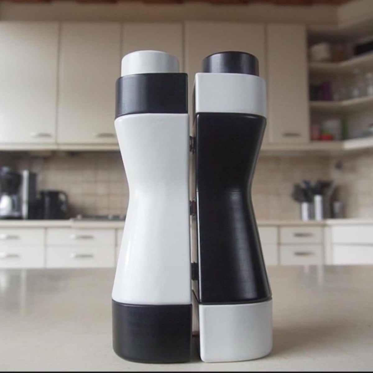 This water bottle is better for the environment » Gadget Flow