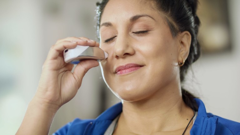 ClearUP erases allergy sinus pain with tech that works