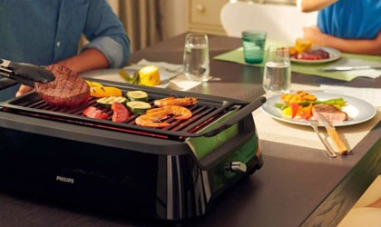 Philips Smoke-less Grill with Rotisserie Attachment Indoor BBQ