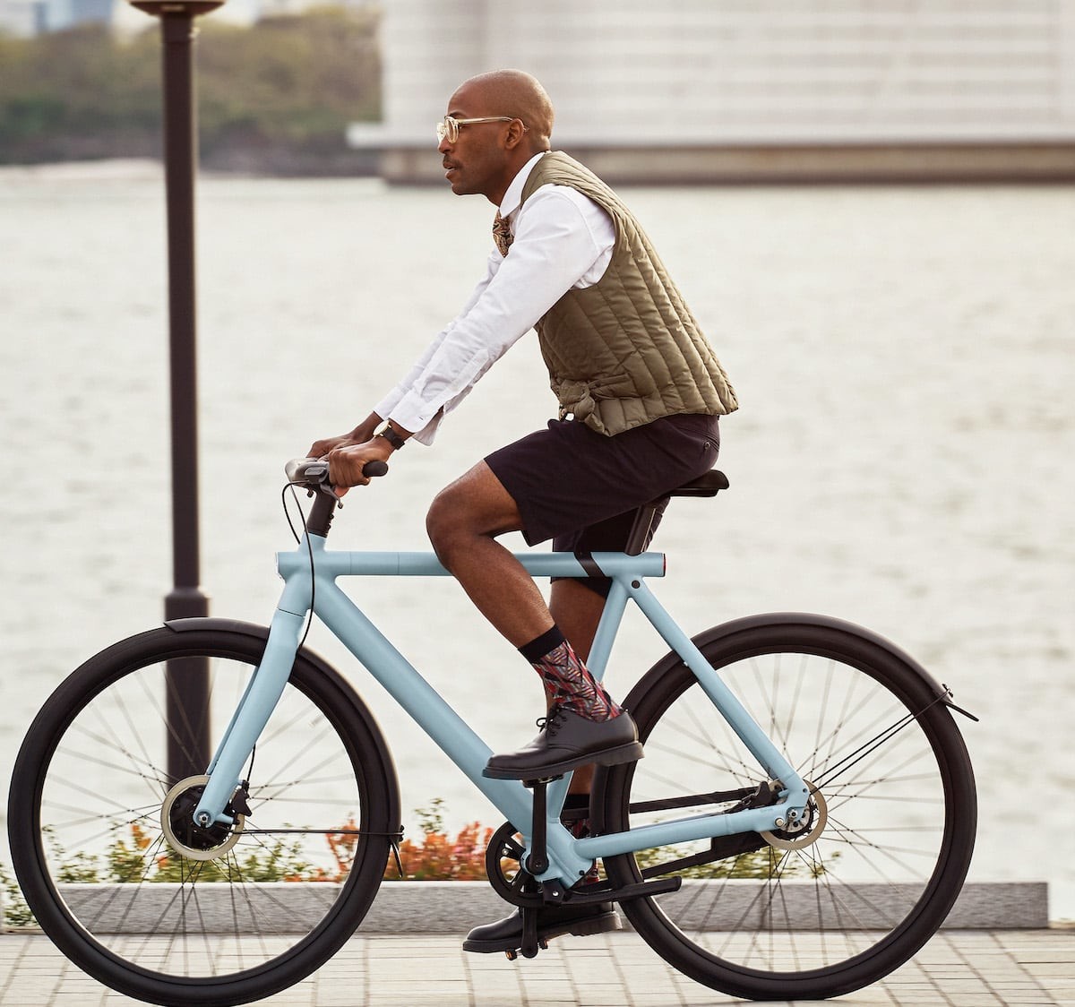 VanMoof S3 Automatic Electronic Bicycle has built-in anti-theft technology