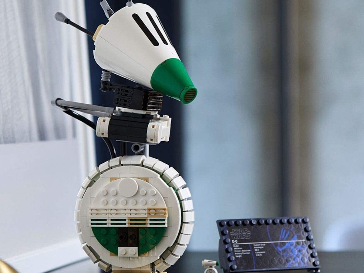 LEGO D-O Droid Building Set is worth showcasing on your shelf