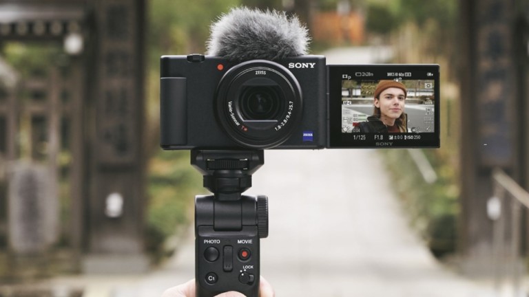 Sony ZV-1: Digital Camera for Content Creators and Vloggers with Lightweight Design
