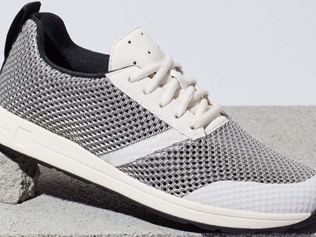 This Lightweight Running Shoe Comes in 6 Unique Styles