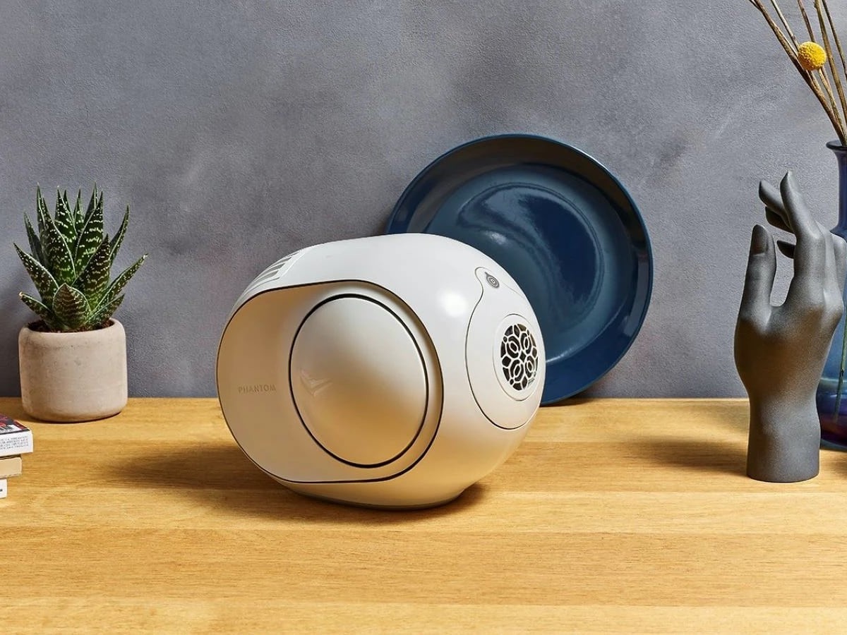 Devialet Phantom Reactor 900 Compact Speaker plays your music from pretty much anywhere