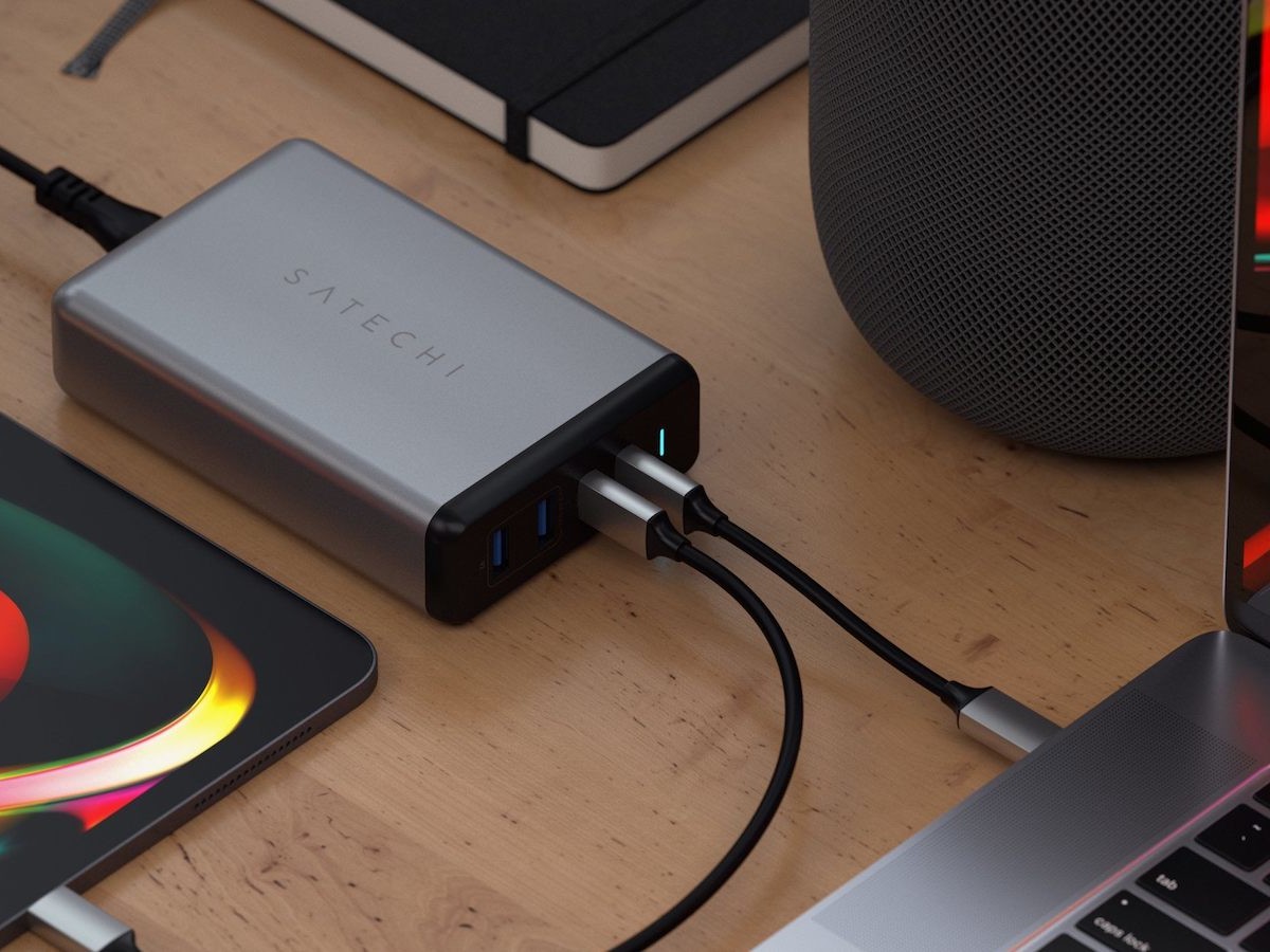 Satechi 108W Pro USB-C PD wireless desktop charger suits many devices
