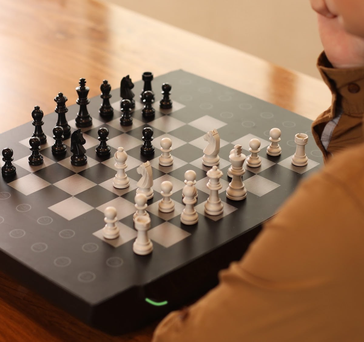 Square Off Swap Magical Chessboard has a built-in coaching feature