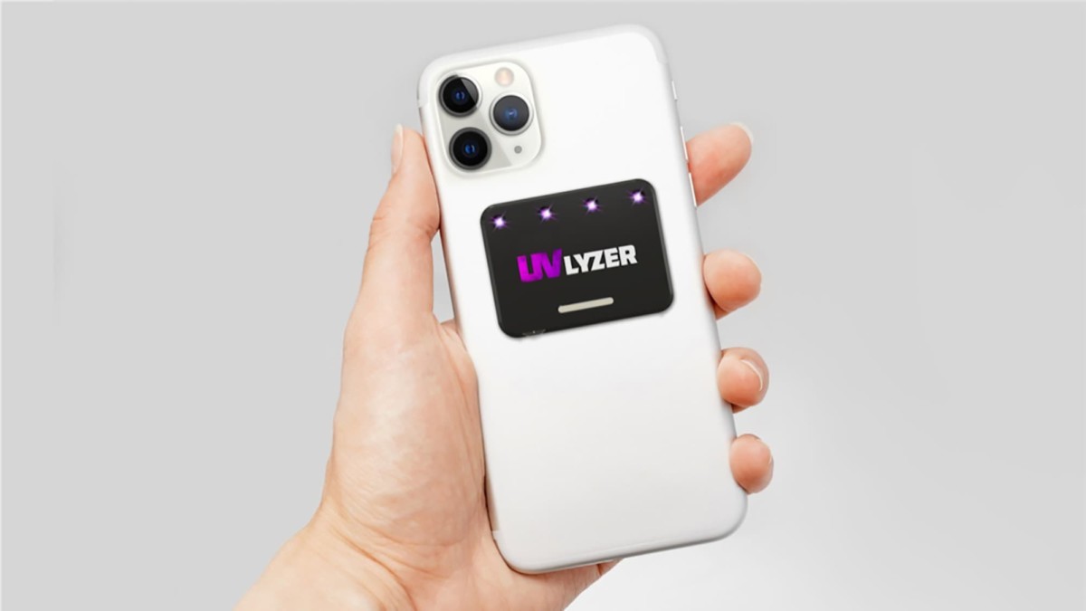 This sanitizer sticker kills nasty germs on your smartphone immediately