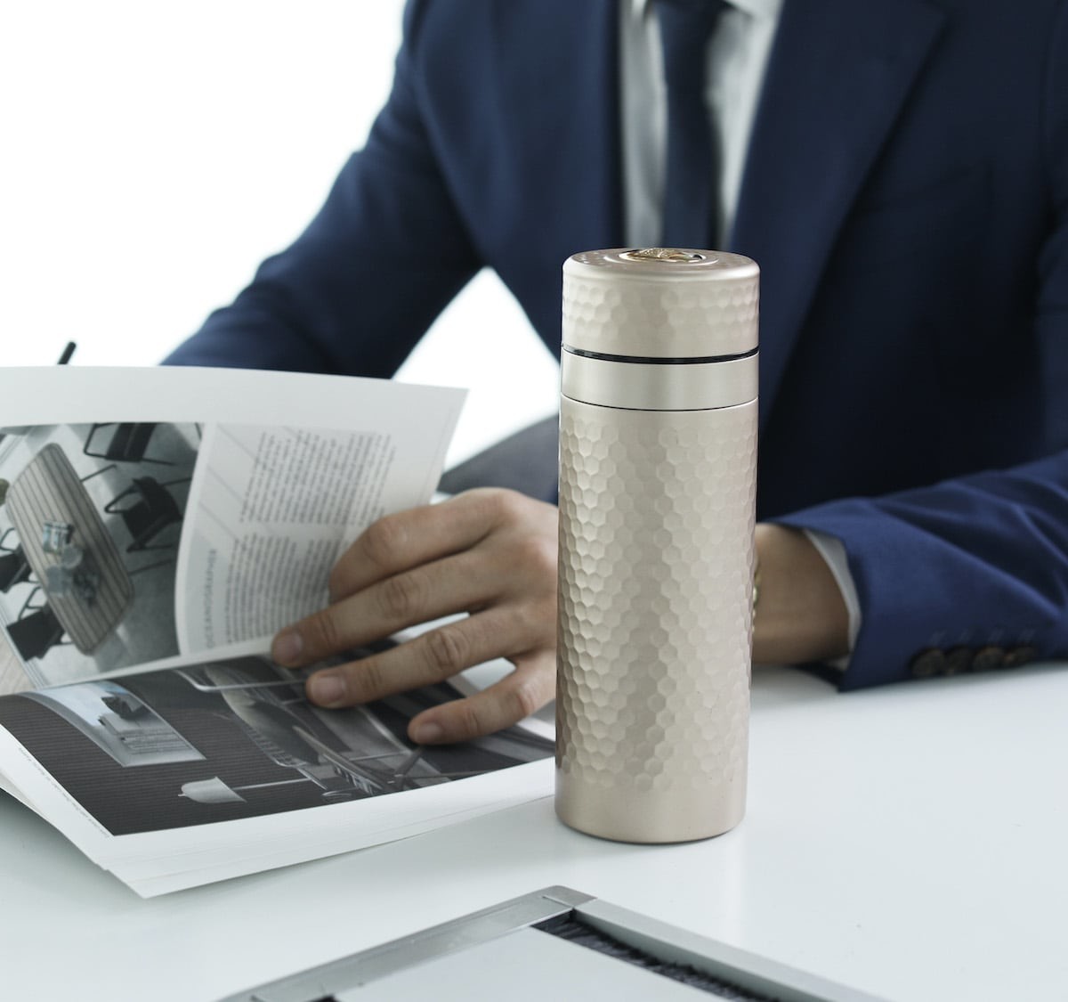 Acera Harmony Collection advanced travel mugs have stainless steel & ceramic layers