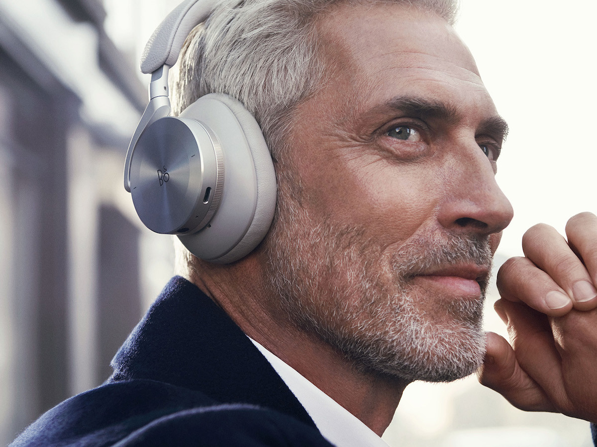 Bang & Olufsen Beoplay H95 leather headphones feature noise cancellation
